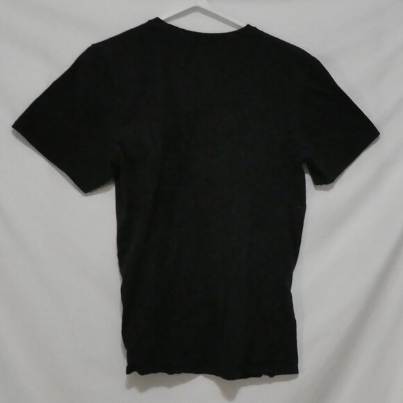 THE BEATLES © 2002 | medium | Black Beatles Abbey Road T-Shirt - Picture 3 of 13